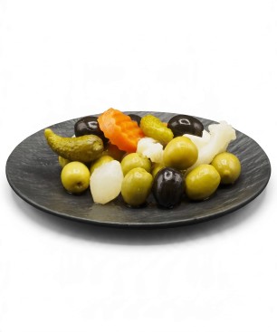 Kokteil z olív a zeleniny 525g